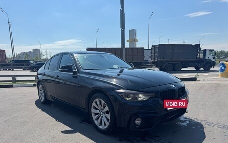 BMW 3 серия, 2016 год, 1 800 000 рублей, 3 фотография
