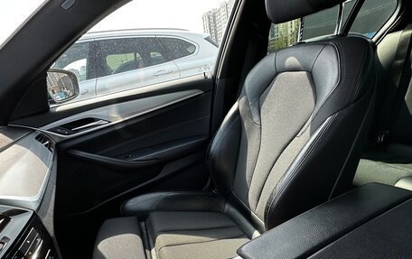 BMW 5 серия, 2018 год, 3 200 000 рублей, 21 фотография