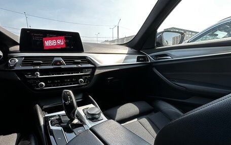 BMW 5 серия, 2018 год, 3 200 000 рублей, 16 фотография