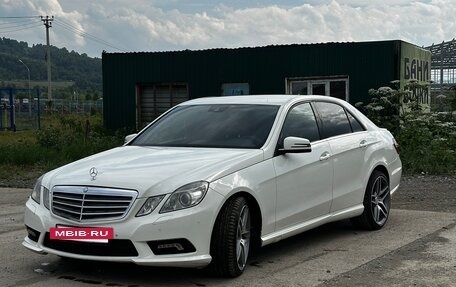 Mercedes-Benz E-Класс, 2009 год, 1 500 000 рублей, 2 фотография