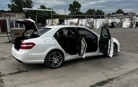Mercedes-Benz E-Класс, 2009 год, 1 500 000 рублей, 11 фотография
