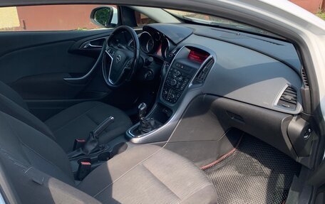 Opel Astra J, 2012 год, 565 000 рублей, 12 фотография