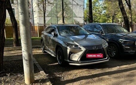 Lexus RX IV рестайлинг, 2018 год, 4 300 000 рублей, 12 фотография