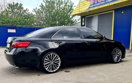 Toyota Camry, 2010 год, 1 700 000 рублей, 10 фотография