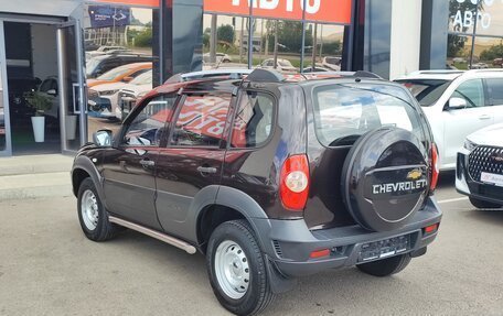 Chevrolet Niva I рестайлинг, 2013 год, 620 000 рублей, 4 фотография