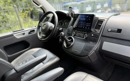 Volkswagen Multivan T5, 2014 год, 2 490 000 рублей, 17 фотография