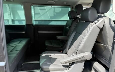 Volkswagen Multivan T5, 2014 год, 2 490 000 рублей, 24 фотография