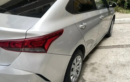 Hyundai Solaris II рестайлинг, 2020 год, 1 550 000 рублей, 3 фотография