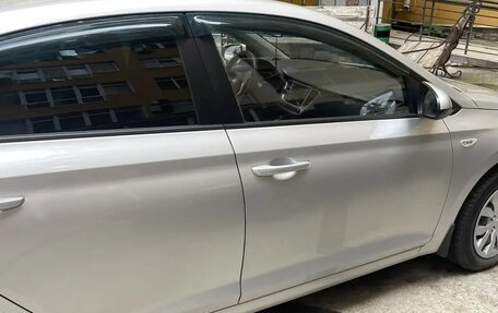 Hyundai Solaris II рестайлинг, 2020 год, 1 550 000 рублей, 5 фотография