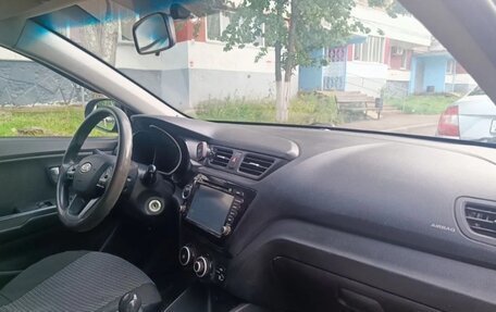 KIA Rio III рестайлинг, 2012 год, 630 000 рублей, 2 фотография