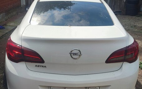 Opel Astra J, 2013 год, 550 000 рублей, 2 фотография
