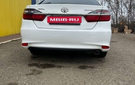 Toyota Camry, 2015 год, 2 100 000 рублей, 4 фотография