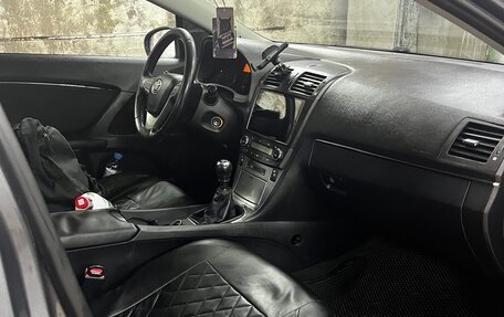 Toyota Avensis III рестайлинг, 2009 год, 1 030 000 рублей, 12 фотография