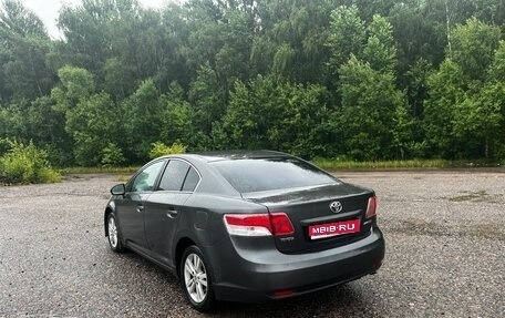 Toyota Avensis III рестайлинг, 2009 год, 1 030 000 рублей, 1 фотография