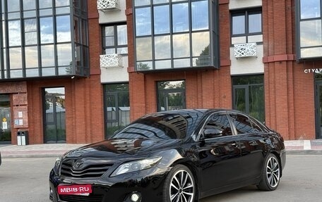 Toyota Camry, 2010 год, 2 050 000 рублей, 1 фотография