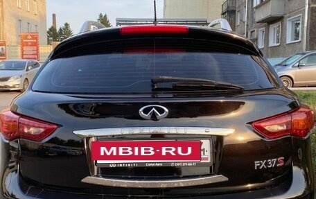 Infiniti FX II, 2011 год, 2 000 000 рублей, 4 фотография