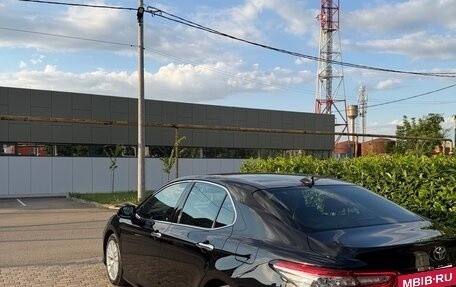 Toyota Camry, 2019 год, 2 900 000 рублей, 4 фотография