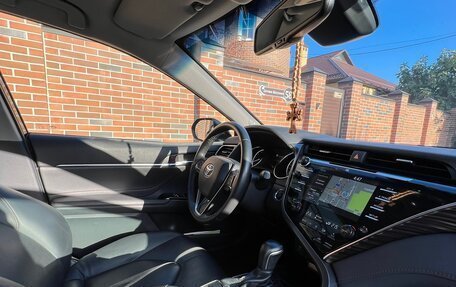 Toyota Camry, 2019 год, 2 900 000 рублей, 19 фотография