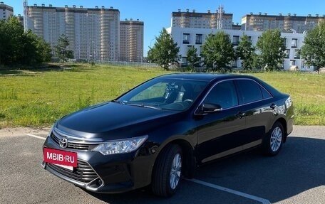 Toyota Camry, 2016 год, 1 950 000 рублей, 2 фотография