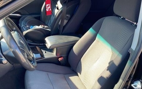 Toyota Camry, 2016 год, 1 950 000 рублей, 13 фотография