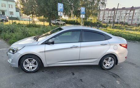 Hyundai Solaris II рестайлинг, 2016 год, 760 000 рублей, 2 фотография
