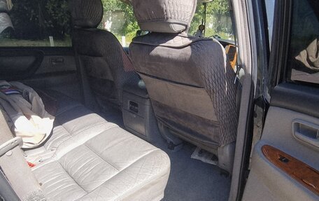 Toyota Land Cruiser 100 рестайлинг 2, 2003 год, 1 600 000 рублей, 7 фотография