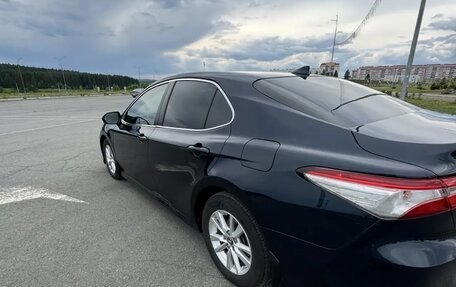 Toyota Camry, 2018 год, 2 150 000 рублей, 7 фотография