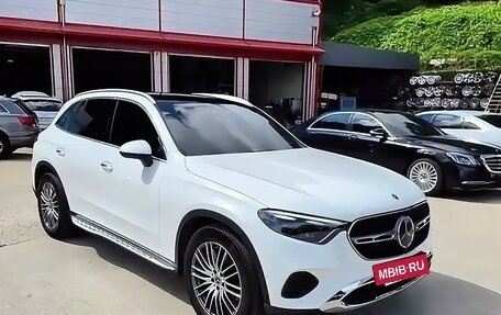 Mercedes-Benz GLC, 2024 год, 6 350 000 рублей, 3 фотография