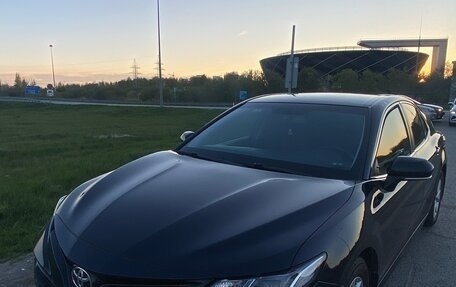 Toyota Camry, 2018 год, 2 150 000 рублей, 5 фотография