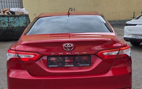 Toyota Camry, 2021 год, 2 790 000 рублей, 6 фотография