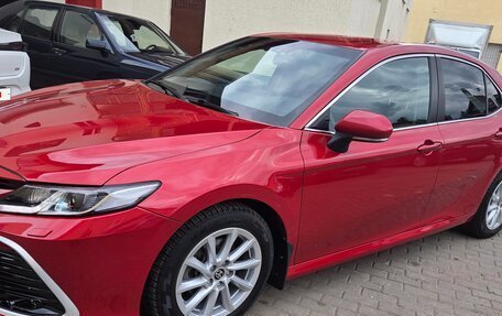Toyota Camry, 2021 год, 2 790 000 рублей, 2 фотография