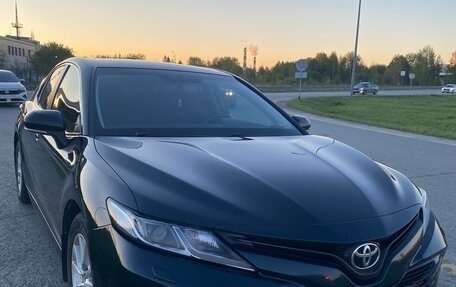 Toyota Camry, 2018 год, 2 150 000 рублей, 6 фотография