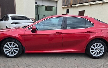 Toyota Camry, 2021 год, 2 790 000 рублей, 8 фотография