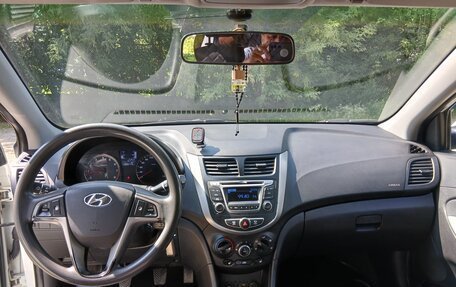 Hyundai Solaris II рестайлинг, 2016 год, 825 000 рублей, 9 фотография