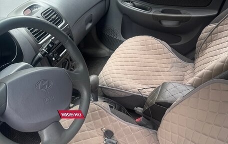 Hyundai Accent II, 2004 год, 380 000 рублей, 6 фотография