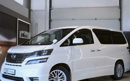 Toyota Vellfire I, 2010 год, 2 050 000 рублей, 3 фотография