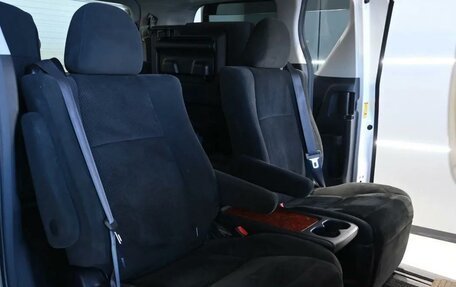Toyota Vellfire I, 2010 год, 2 050 000 рублей, 12 фотография