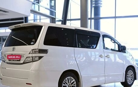 Toyota Vellfire I, 2010 год, 2 050 000 рублей, 5 фотография