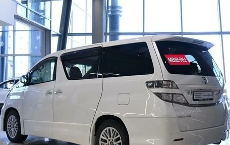 Toyota Vellfire I, 2010 год, 2 050 000 рублей, 4 фотография