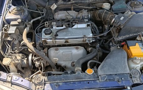 Mitsubishi Carisma I, 2003 год, 350 000 рублей, 1 фотография