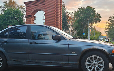 BMW 3 серия, 2000 год, 400 000 рублей, 1 фотография