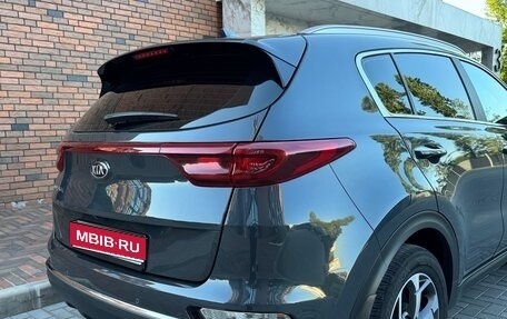 KIA Sportage IV рестайлинг, 2021 год, 2 350 000 рублей, 1 фотография