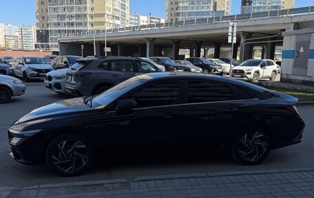 Hyundai Elantra, 2024 год, 2 270 000 рублей, 4 фотография