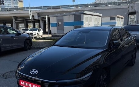 Hyundai Elantra, 2024 год, 2 270 000 рублей, 2 фотография