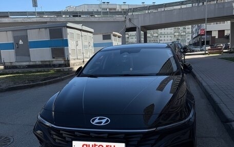 Hyundai Elantra, 2024 год, 2 270 000 рублей, 3 фотография