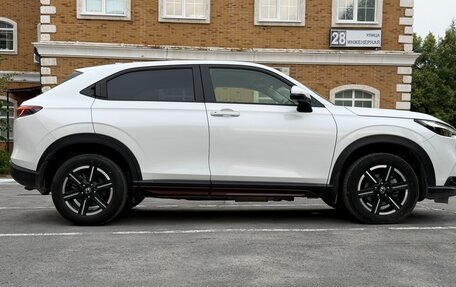 Honda Vezel, 2022 год, 2 290 000 рублей, 10 фотография