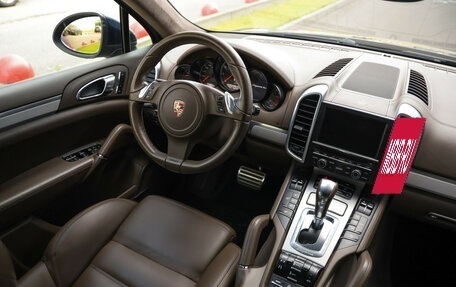 Porsche Cayenne III, 2010 год, 2 799 000 рублей, 11 фотография