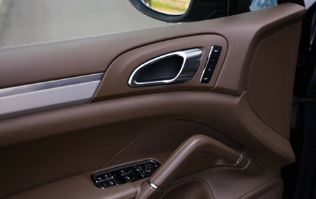 Porsche Cayenne III, 2010 год, 2 799 000 рублей, 24 фотография
