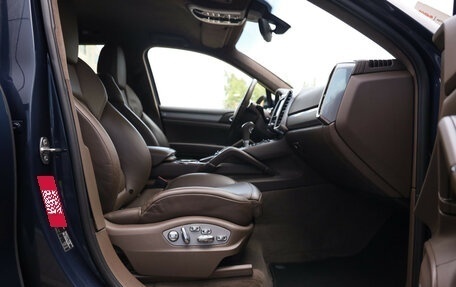 Porsche Cayenne III, 2010 год, 2 799 000 рублей, 28 фотография