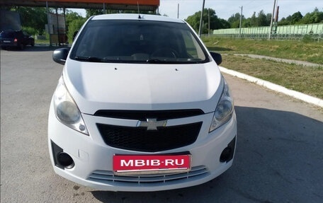 Chevrolet Spark III, 2013 год, 750 000 рублей, 3 фотография